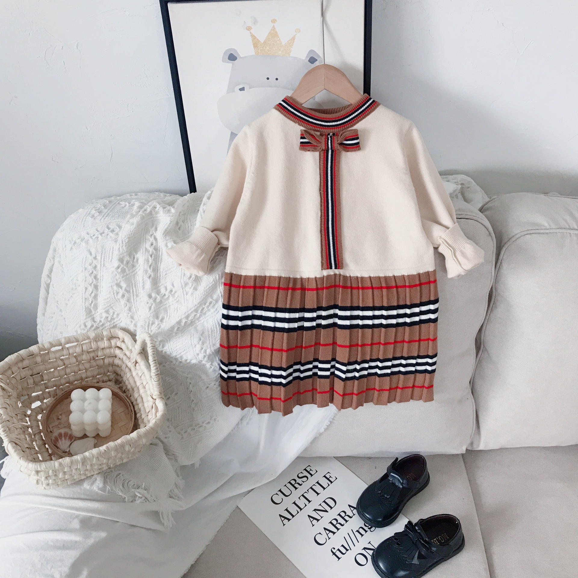 Girls Dress Sweater Winter New Fashion Kids Clothes Knitted Princess Dress for Children Clothes, Red;yellow
Girls Dress Sweater Winter New Fashion Kids Clothes Knitted Princess Dress for Children Clothes, Red;yellow