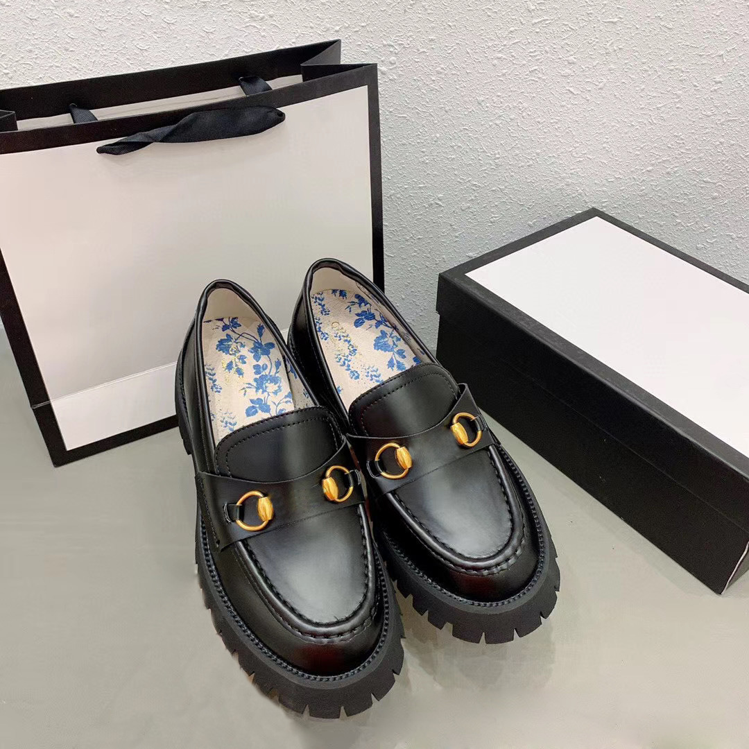Achiko's shoes are made of the same kind of horse clasp and Lefu shoes, women's embroidered genuine leather muffin shoes with thick soles1, Red suede
Achiko's shoes are made of the same kind of horse clasp and Lefu shoes, women's embroidered genuine leather muffin shoes with thick soles1, Red suede
