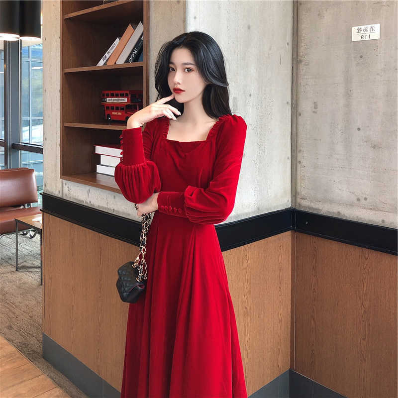 Autumn and winter 2021 new gold velvet dress women French retro square collar waist Office Lady Knee-Length Y0603, Green
Autumn and winter 2021 new gold velvet dress women French retro square collar waist Office Lady Knee-Length Y0603, Green