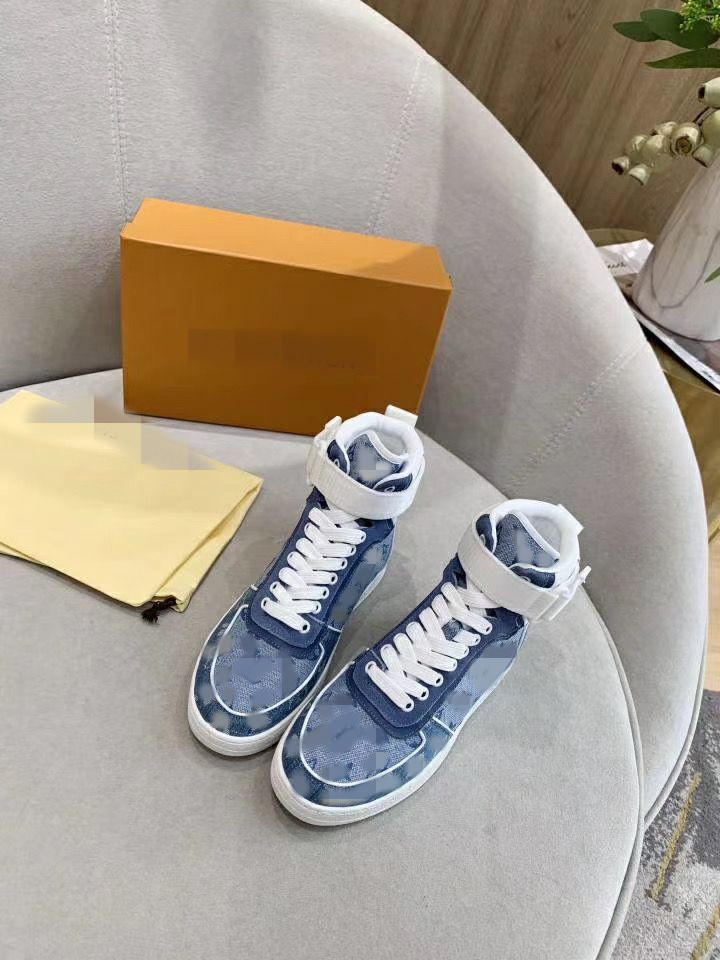 New arrive Luxury designer Men shoes genuine leather high quality Fashion Mens sneakers size 38-45 model JDjjfj002
New arrive Luxury designer Men shoes genuine leather high quality Fashion Mens sneakers size 38-45 model JDjjfj002