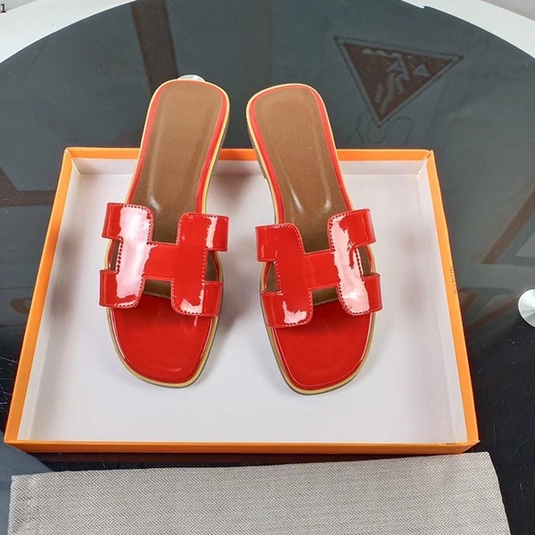 2021 Brand Flats Sandals Dust Bag High Quality Slippers Designers Shoes Loafers Fashion Flip Flops Boots Sneakers 35-41 mky07
2021 Brand Flats Sandals Dust Bag High Quality Slippers Designers Shoes Loafers Fashion Flip Flops Boots Sneakers 35-41 mky07