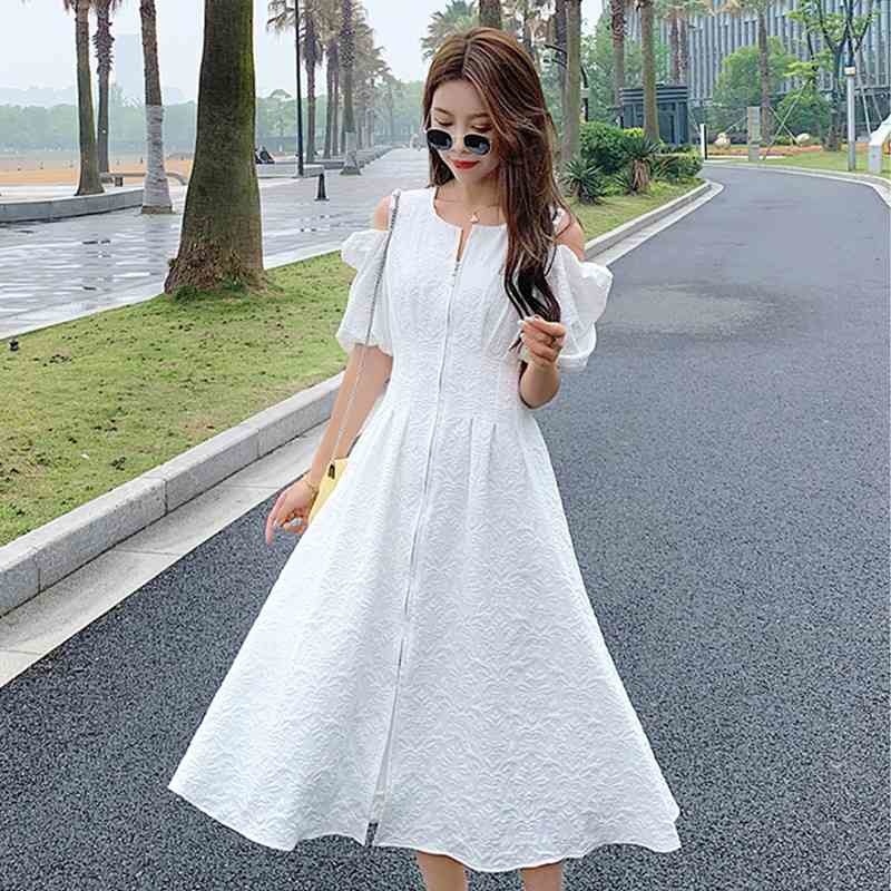 Summer Fashion High quality Puff Sleeve Jacquard Dress fro Women Temperament Round-neck Zipper Slim Split Long 210525, White
Summer Fashion High quality Puff Sleeve Jacquard Dress fro Women Temperament Round-neck Zipper Slim Split Long 210525, White