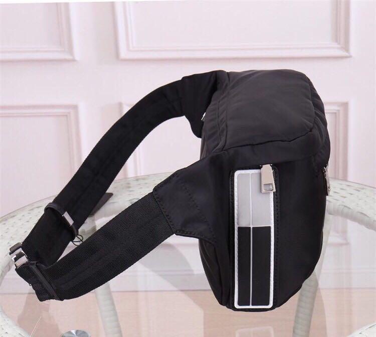 amylulubb Classic parachute fabric canvas designer waist bag men and women multifunctional chest pockets fashion large-capacity leisure outdoor sports bag, Black
amylulubb Classic parachute fabric canvas designer waist bag men and women multifunctional chest pockets fashion large-capacity leisure outdoor sports bag, Black