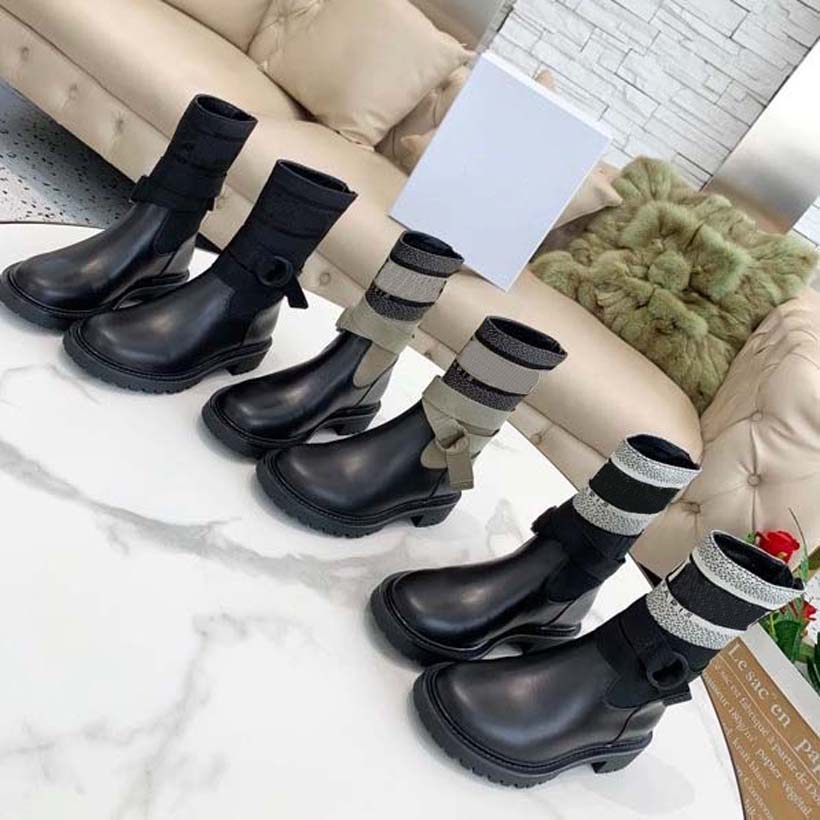 Luxury Boots Womens Designer Boot Classic Ankle Booties Martin Women Shoes Black calf leather upper Technical fabric Blue With Box, #8
Luxury Boots Womens Designer Boot Classic Ankle Booties Martin Women Shoes Black calf leather upper Technical fabric Blue With Box, #8