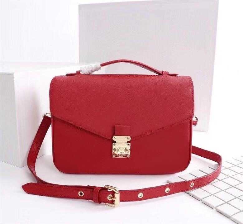 Wholesale Orignal Genuine Leather Messenger Bag Lady Cross Body Bag Satchel Fashion Shoulder Bag Handbag Lady Presbyopic Shoulder Women Handbags Designers, Red 
Wholesale Orignal Genuine Leather Messenger Bag Lady Cross Body Bag Satchel Fashion Shoulder Bag Handbag Lady Presbyopic Shoulder Women Handbags Designers, Red