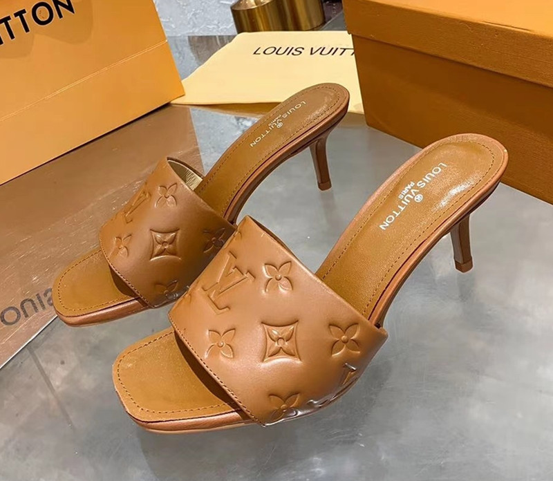 European station women's shoes leather sandals women open-toed slippers one-word stiletto high heels casual sandals beach shoes, Black
European station women's shoes leather sandals women open-toed slippers one-word stiletto high heels casual sandals beach shoes, Black