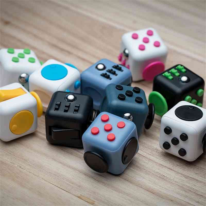 Decompression cube anti pressure itching irritability anxiety decompression dice creative toy gift
Decompression cube anti pressure itching irritability anxiety decompression dice creative toy gift