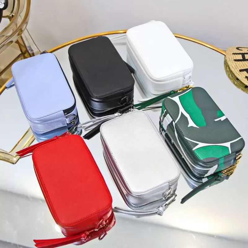2022 Fashion Women Handbag Designers Shoulder Bags Photograph Camera Bag High Quality Zipper Purses With Box Two Shoulder Straps, Blue
2022 Fashion Women Handbag Designers Shoulder Bags Photograph Camera Bag High Quality Zipper Purses With Box Two Shoulder Straps, Blue