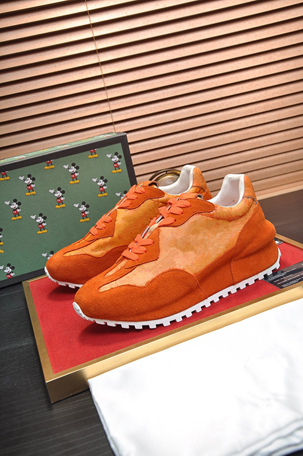 European station casual fashion trend all-match men's shoes imported cowhide material sheepskin inner rubber outsole size 38-44, Black
European station casual fashion trend all-match men's shoes imported cowhide material sheepskin inner rubber outsole size 38-44, Black