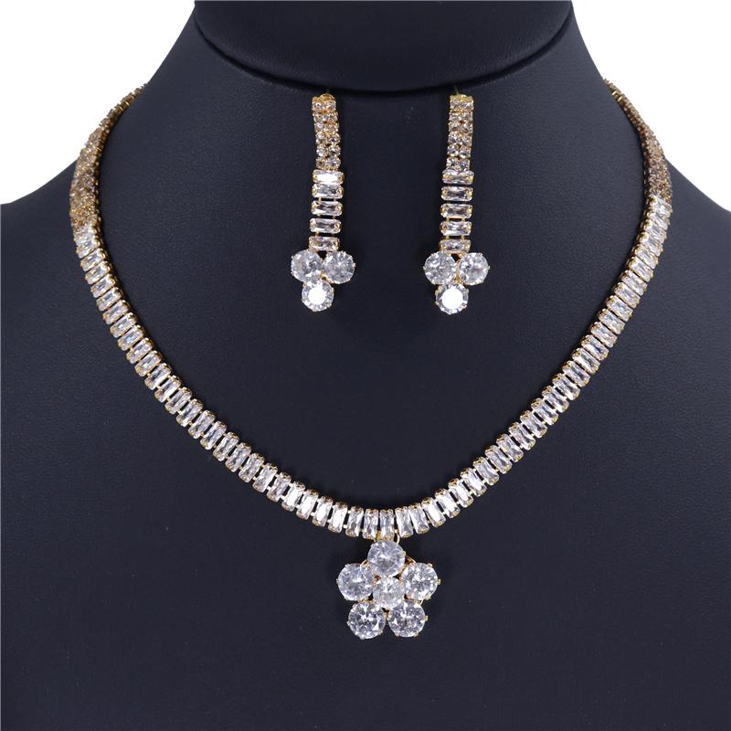 Earrings & Necklace Fashion Exquisite Zircon Bridal Jewelry Set Luxury Crystal Shiny Wedding Accessories Gifts, As pic
Earrings & Necklace Fashion Exquisite Zircon Bridal Jewelry Set Luxury Crystal Shiny Wedding Accessories Gifts, As pic