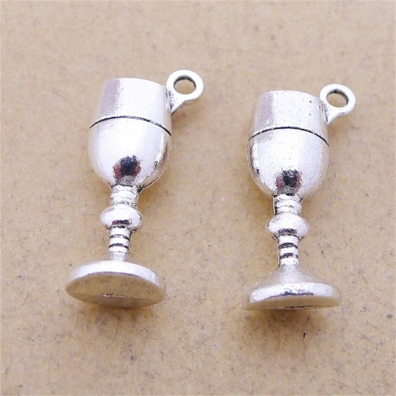 100pcs Charms wine glass 20*7*5mm Antique Making pendant fit,Vintage Tibetan Silver,DIY Handmade Jewelry 392 T2, Bronze;silver
100pcs Charms wine glass 20*7*5mm Antique Making pendant fit,Vintage Tibetan Silver,DIY Handmade Jewelry 392 T2, Bronze;silver