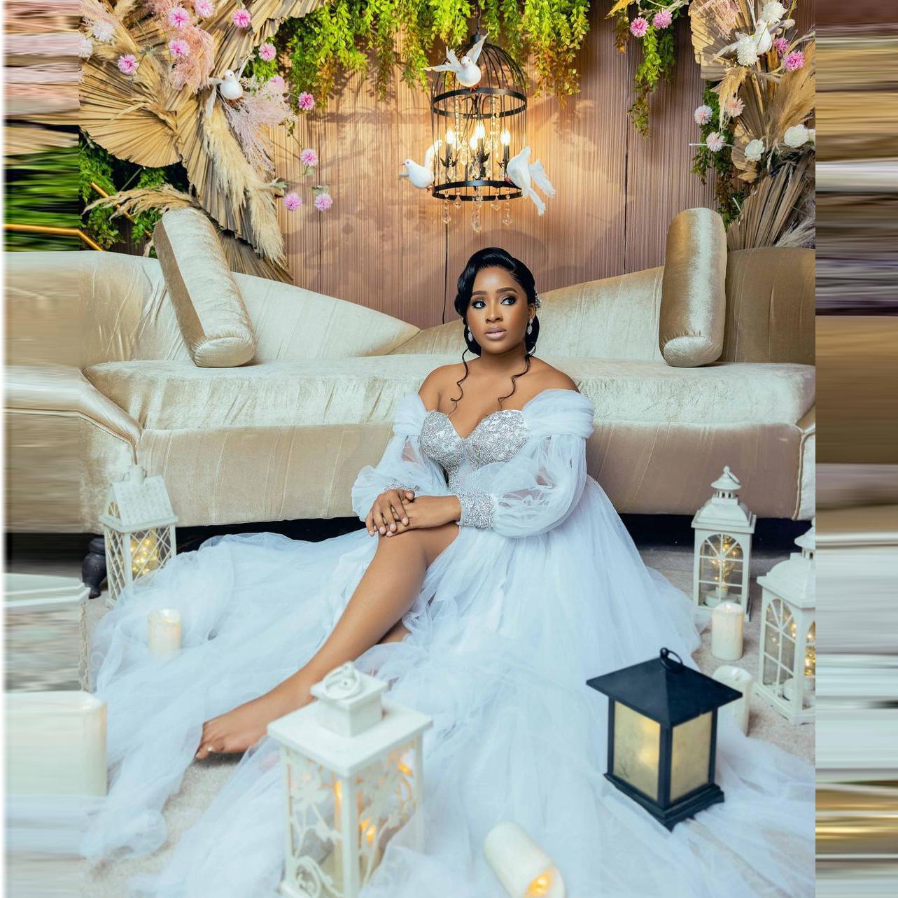 Puffy Long Sleeve Wedding Dresses african Beads Lace Applique Bridal Gowns Off the Shoulder Robe Side Split See Through Photoshoot Robes