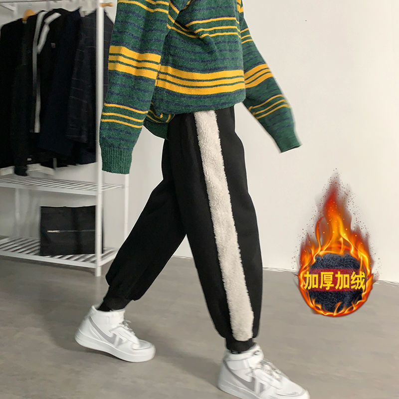 2021 New Winter Plus Veet Padded Men's Warm Fashion Casual Lambs Wool Men Streetwear Loose Hip-hop Straight Pants Mens 81r8, Black velvet
2021 New Winter Plus Veet Padded Men's Warm Fashion Casual Lambs Wool Men Streetwear Loose Hip-hop Straight Pants Mens 81r8, Black velvet
