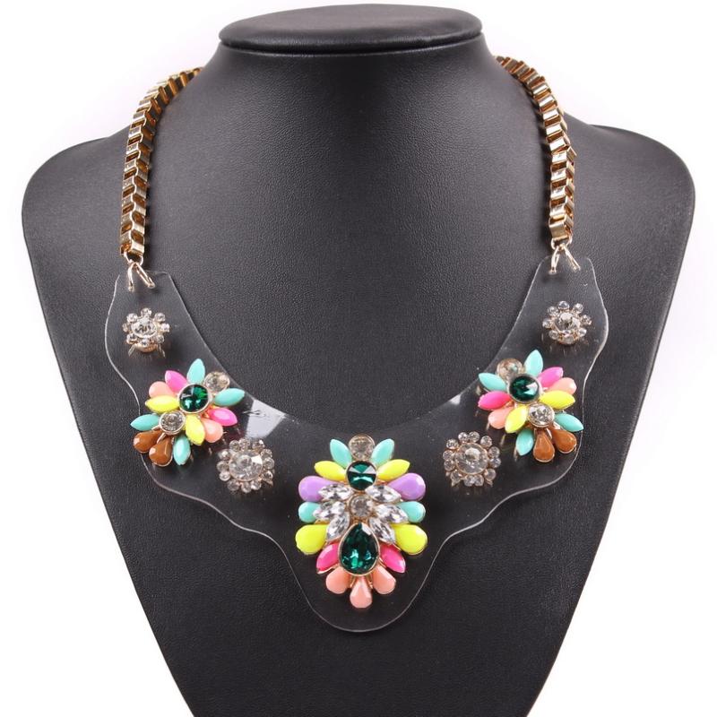 Pendant Necklaces Fashion Gold Color Chain Women Necklace Crystal Charm Luxury Colorful Flower For Female Big Statement Jewelry
Pendant Necklaces Fashion Gold Color Chain Women Necklace Crystal Charm Luxury Colorful Flower For Female Big Statement Jewelry