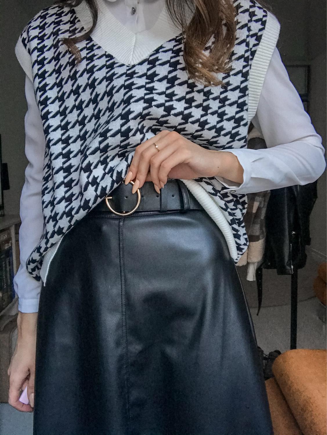 REALEFT Autumn Winter PU Faux Leather Long Skirt with Belt High Waist Vintage Aline Skirt Chic Midcalf Umbrella Skirt 210306