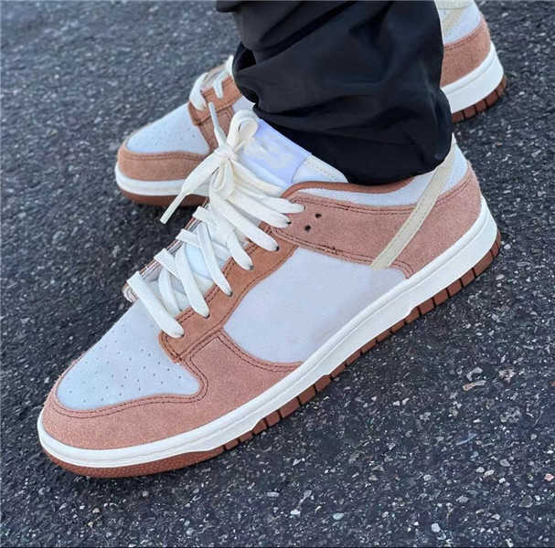Dunks Low PRM Medium Curry Running shoes white Brown Men Women Platform Designer Sports Skateboard Sneakers Trainers Chaussures, Customize
Dunks Low PRM Medium Curry Running shoes white Brown Men Women Platform Designer Sports Skateboard Sneakers Trainers Chaussures, Customize