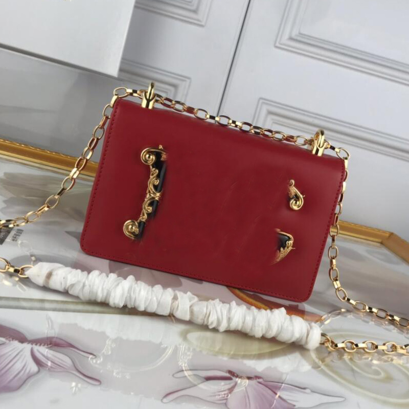 Top Quality Crossbody Bag Women Handbag Pures Flap Shoulder Bags Genuine Leather Gold Badge Magnetic Hasp Golden Chain Hardware Inside Pocket
Top Quality Crossbody Bag Women Handbag Pures Flap Shoulder Bags Genuine Leather Gold Badge Magnetic Hasp Golden Chain Hardware Inside Pocket