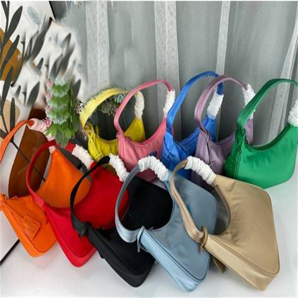 2021 Shoulder Bags high quality retro nylon Handbags Bestselling wallet women Crossbody bag Hobo purses Famous Designer Tote-Bags Totes Cross Body Lady, Light brown
2021 Shoulder Bags high quality retro nylon Handbags Bestselling wallet women Crossbody bag Hobo purses Famous Designer Tote-Bags Totes Cross Body Lady, Light brown