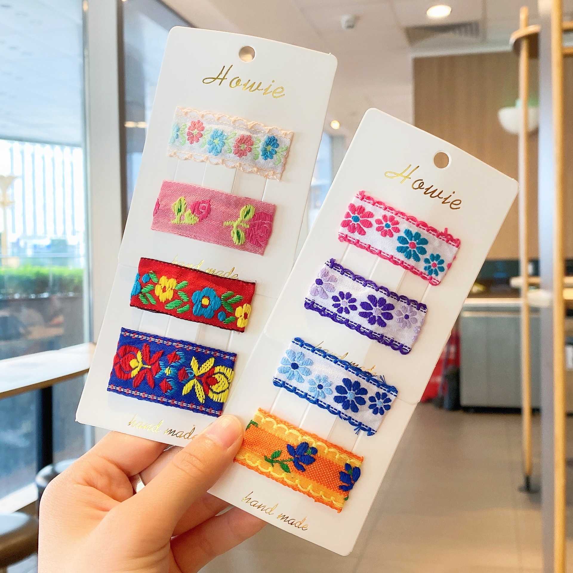 Chinese national style cloth embroidery BB clip set children's lovely hair ornament small floral hairpin, 1#
Chinese national style cloth embroidery BB clip set children's lovely hair ornament small floral hairpin, 1#