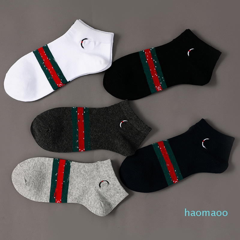 Designer-mens socks Wholesale average size Middle italy style classic Letter Breathable Cotton casual Sock Random color, Mix colors
Designer-mens socks Wholesale average size Middle italy style classic Letter Breathable Cotton casual Sock Random color, Mix colors