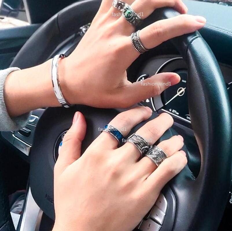 Women Jewelry love Ring men and womens Retro sculpture for lovers couple Rings gift US size 5-12, Silver
Women Jewelry love Ring men and womens Retro sculpture for lovers couple Rings gift US size 5-12, Silver