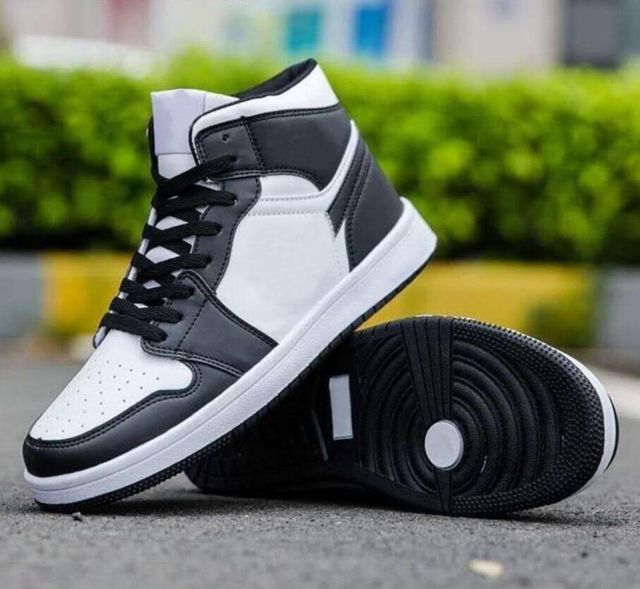 Dress Shoes Jumpman 1 Basketball shoes High Men Women Retro High OG Black White 2014 Oreo 555088-010
Dress Shoes Jumpman 1 Basketball shoes High Men Women Retro High OG Black White 2014 Oreo 555088-010