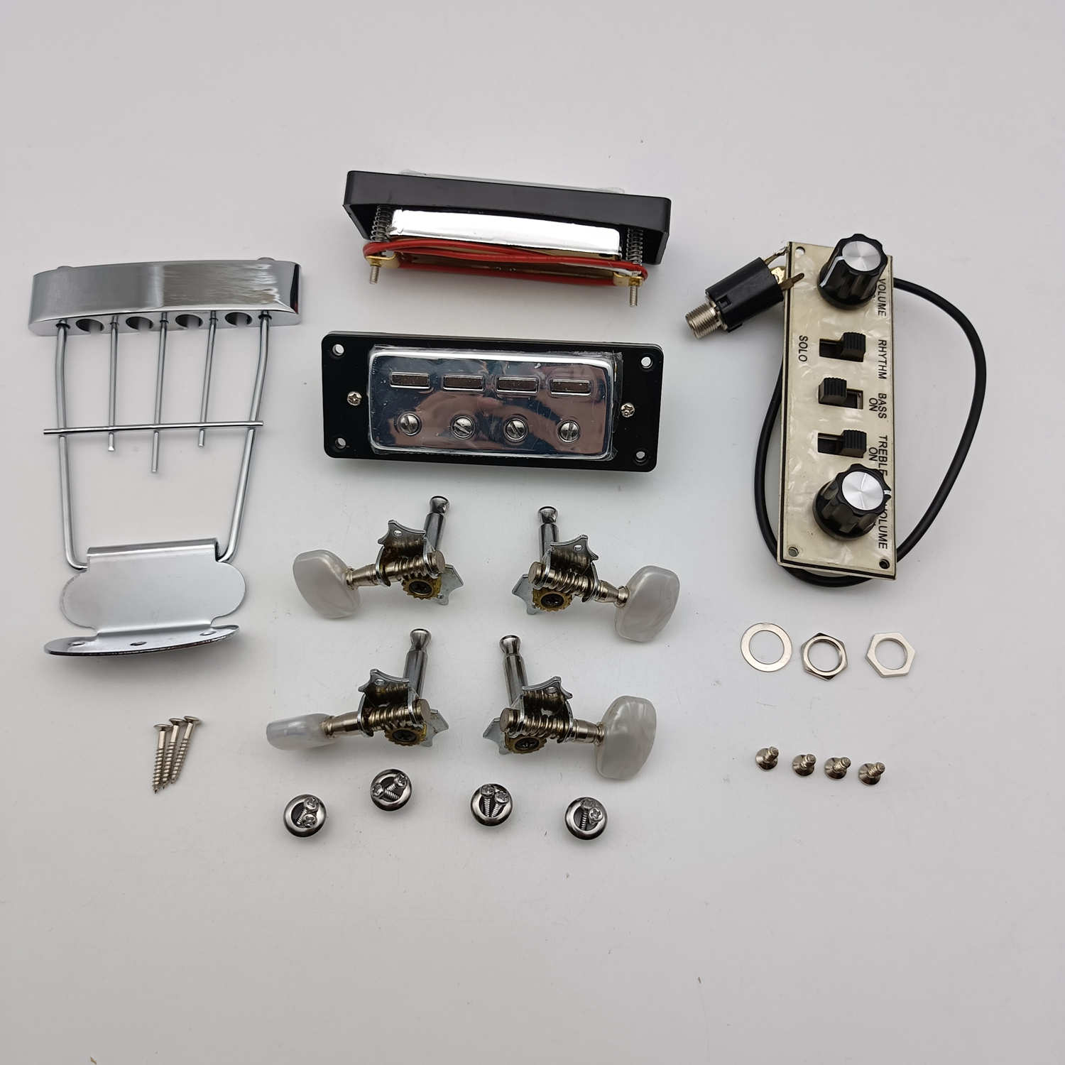 4 String Hofner Electric Bass Kits Tuners + Pickups - Trapeze Tailpiece & Control Panel
4 String Hofner Electric Bass Kits Tuners + Pickups - Trapeze Tailpiece & Control Panel