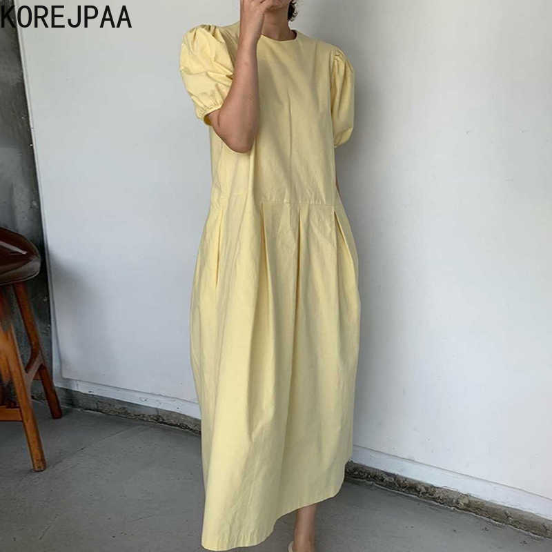 Korejpaa Women Dress Summer Korean Chic Female Age-Reducing Gentle Yellow Round Neck Pleated Loose Puff Sleeved Vestidos 210526
Korejpaa Women Dress Summer Korean Chic Female Age-Reducing Gentle Yellow Round Neck Pleated Loose Puff Sleeved Vestidos 210526