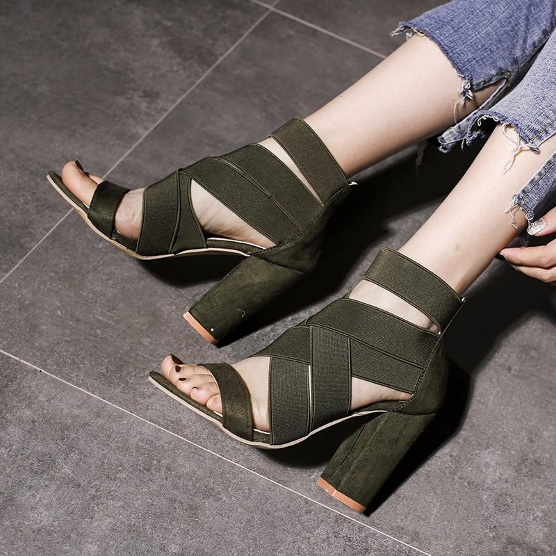 Spring Sexy Openwork High Heel Shoes Summer Autumn Open-toe High-heeled Women Shoes Classic Rome Party for Women Sandals
Spring Sexy Openwork High Heel Shoes Summer Autumn Open-toe High-heeled Women Shoes Classic Rome Party for Women Sandals