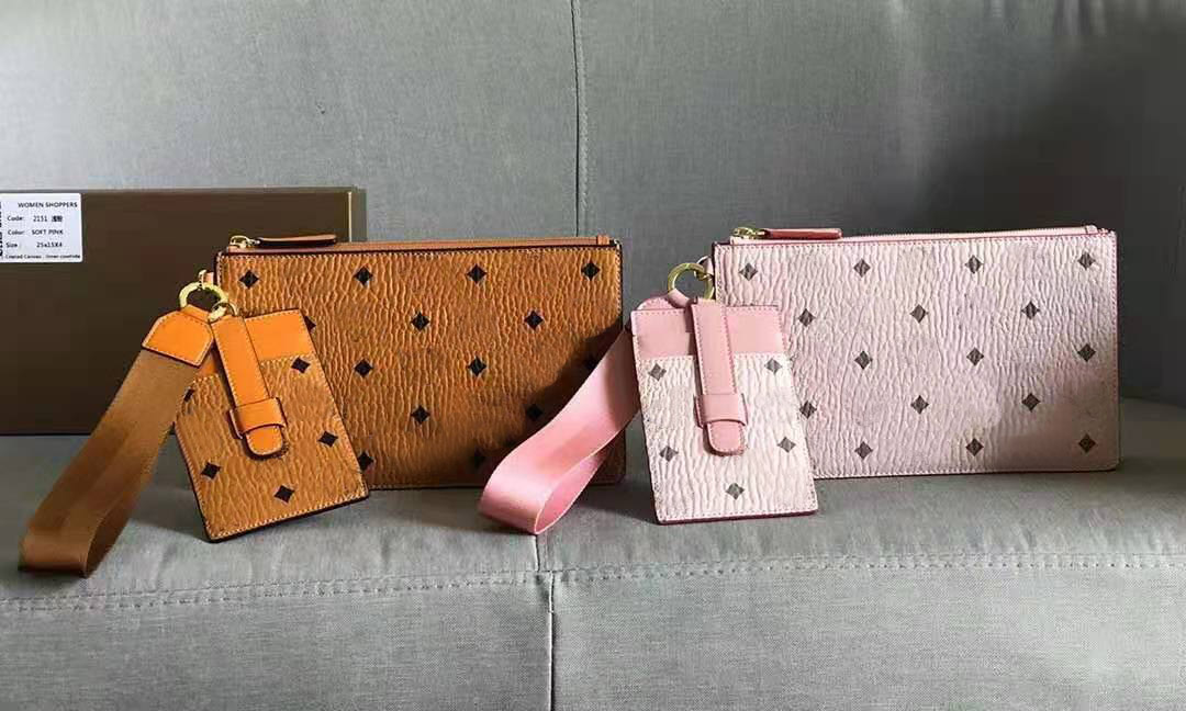 2021 new classic print clutch, multifunctional men's large-capacity wallet + card holder, ladies dinner bag, Pink
2021 new classic print clutch, multifunctional men's large-capacity wallet + card holder, ladies dinner bag, Pink