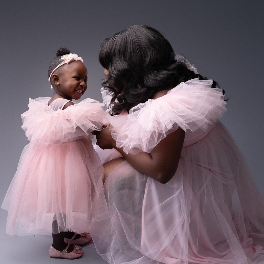 2021 Pink Ruffle Plus Size Pregnant Ladies Maternity Sleepwear Dress Slipt Nightgowns For Photoshoot Lingerie Bathrobe Nightwear Baby Shower