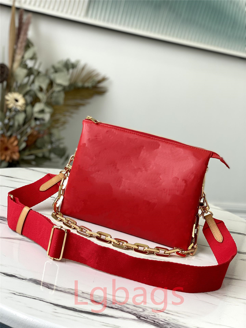 M57783 M57782 COUSSIN Handbag Women Chain Bag Fashion Designers Purses Womens Leather Embossing Totes Shoulderstrap Removable Shoulder Bags, White
M57783 M57782 COUSSIN Handbag Women Chain Bag Fashion Designers Purses Womens Leather Embossing Totes Shoulderstrap Removable Shoulder Bags, White
