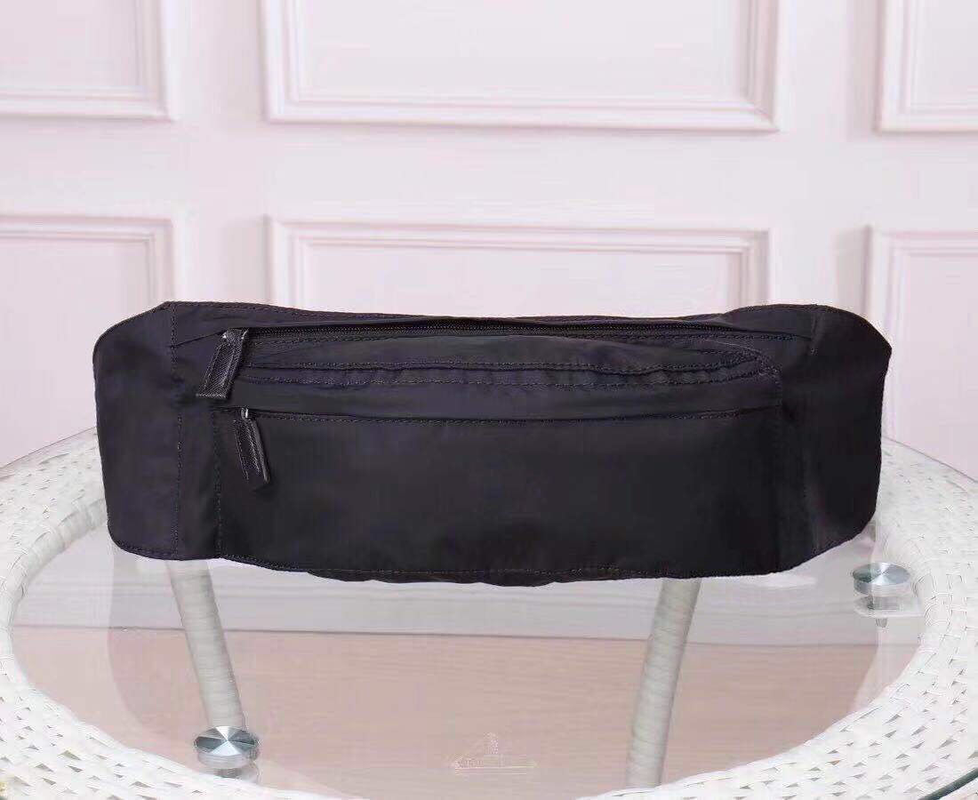 Wholesale new running waist bag multifunctional outdoor sports chest bag men and women mobile phone storage bag fashion waterproof messenger
Wholesale new running waist bag multifunctional outdoor sports chest bag men and women mobile phone storage bag fashion waterproof messenger