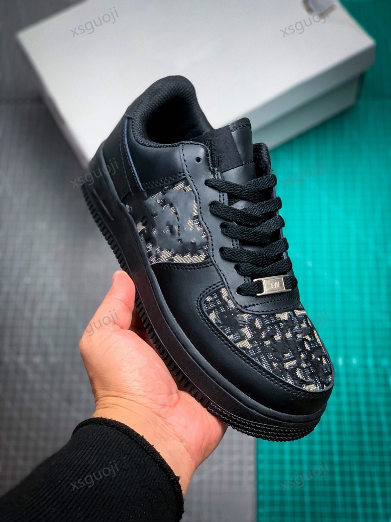 Customized Oblique 1 Men Women Platform Sneakers Black Classic Air White One Skateboard Casual Sports Shoes Size Mens Trainers Forces, Black;red
Customized Oblique 1 Men Women Platform Sneakers Black Classic Air White One Skateboard Casual Sports Shoes Size Mens Trainers Forces, Black;red