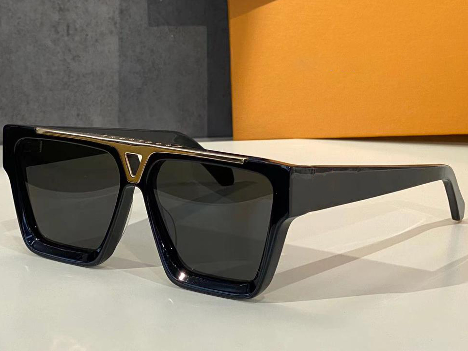 Sunglasses For women and men Summer style Anti-Ultraviolet 1502 Retro Plate Rectangle full frame fashion Eyeglasses Random Box
Sunglasses For women and men Summer style Anti-Ultraviolet 1502 Retro Plate Rectangle full frame fashion Eyeglasses Random Box