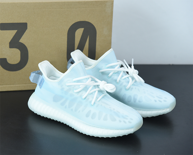 2021 High quality Kanye V2 Mens Womens Running Shoes Mono lce Cream White Fashion Sneakers GW2869 Full size 4-13, #1
2021 High quality Kanye V2 Mens Womens Running Shoes Mono lce Cream White Fashion Sneakers GW2869 Full size 4-13, #1