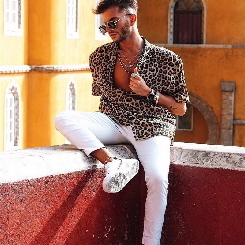 S-3XL Plus Size Men Shirts Tops Men Vintage Leopard Print Shirts For Men Summer Casual Short Sleeve Loose Shirt Man Blouses Tops T200505