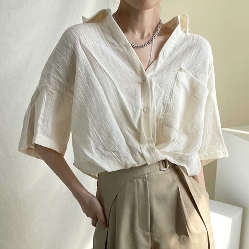 Korejpaa Women Shirt Summer Korean Temperament Lapel Single-Breasted Slightly Transparent Casual Five-Point Sleeve Blouses 210526