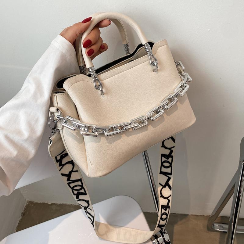 Women's handbag High Quality Pu Leather Chain Shoulder Crossbody Bags For Women Designer Wide Strap Ladies White Totes Hand bags, Beige
Women's handbag High Quality Pu Leather Chain Shoulder Crossbody Bags For Women Designer Wide Strap Ladies White Totes Hand bags, Beige