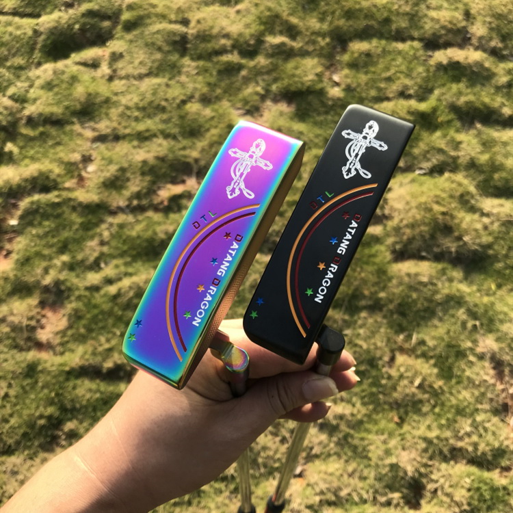 2021 New golf putter datang dragon crucifix putter 303 steel material Forged putter with leather grips headcover golf clubs
2021 New golf putter datang dragon crucifix putter 303 steel material Forged putter with leather grips headcover golf clubs