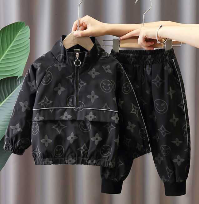 Toddler Baby Boys Girls Clothes jacket + Pants Kids Sportswear Suits Children clothing autumn Girl designer sets 1-6Years, White
Toddler Baby Boys Girls Clothes jacket + Pants Kids Sportswear Suits Children clothing autumn Girl designer sets 1-6Years, White