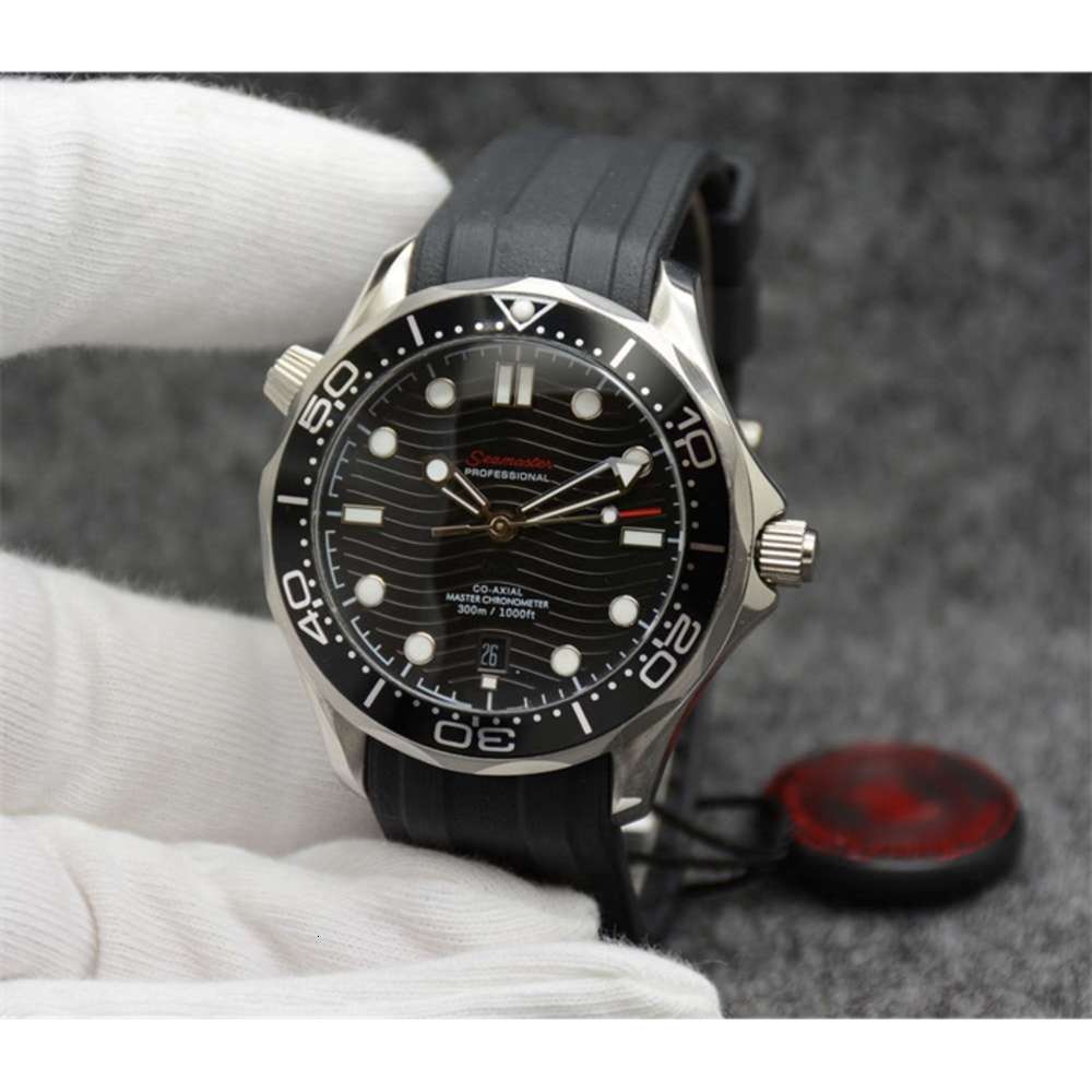 New 42MM Automatic Outdoor Mens Watches Watch Dial With Black Rubber Band Rotatable Bezel and Transparent Case Back Dot Hour Marke catstore, Slivery;brown
New 42MM Automatic Outdoor Mens Watches Watch Dial With Black Rubber Band Rotatable Bezel and Transparent Case Back Dot Hour Marke catstore, Slivery;brown