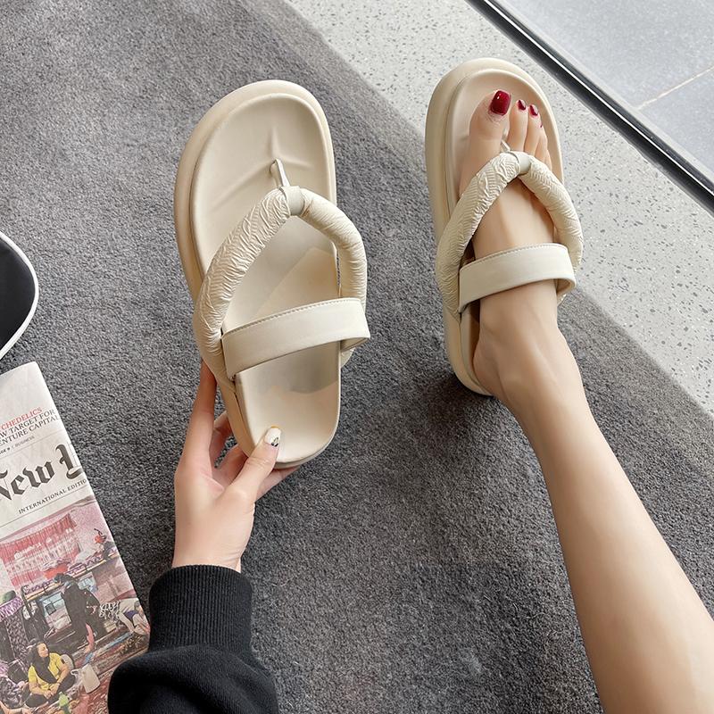 Slippers Summer Thick-soled Women's Leather Flat Non-slip Sandals Flip-flops Beach Shoes, Black
Slippers Summer Thick-soled Women's Leather Flat Non-slip Sandals Flip-flops Beach Shoes, Black