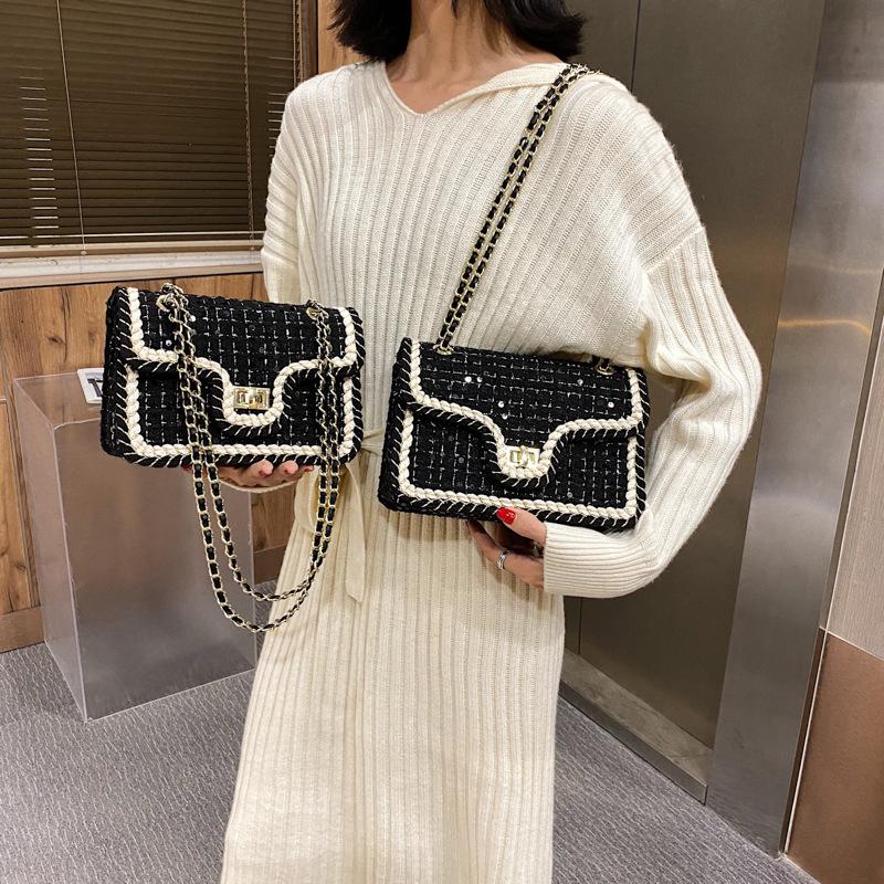 Chain Design Solid Color Shoulder Bags 2021 Fashion Brand Trending PU Leather Women's Handbag and Purses Small Crossbody Bag, White-small
Chain Design Solid Color Shoulder Bags 2021 Fashion Brand Trending PU Leather Women's Handbag and Purses Small Crossbody Bag, White-small