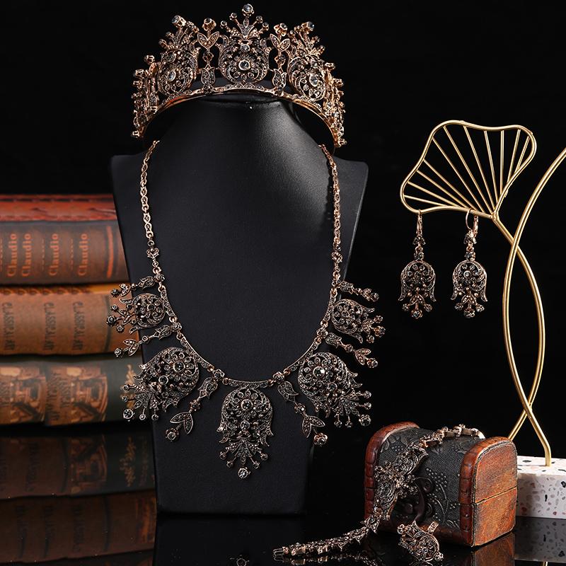Earrings & Necklace Luxury Wedding Bracelet Ring Crown Jewelry Set Rhinestone Original Design Bridal Crystal 5pcsset, As pic
Earrings & Necklace Luxury Wedding Bracelet Ring Crown Jewelry Set Rhinestone Original Design Bridal Crystal 5pcsset, As pic