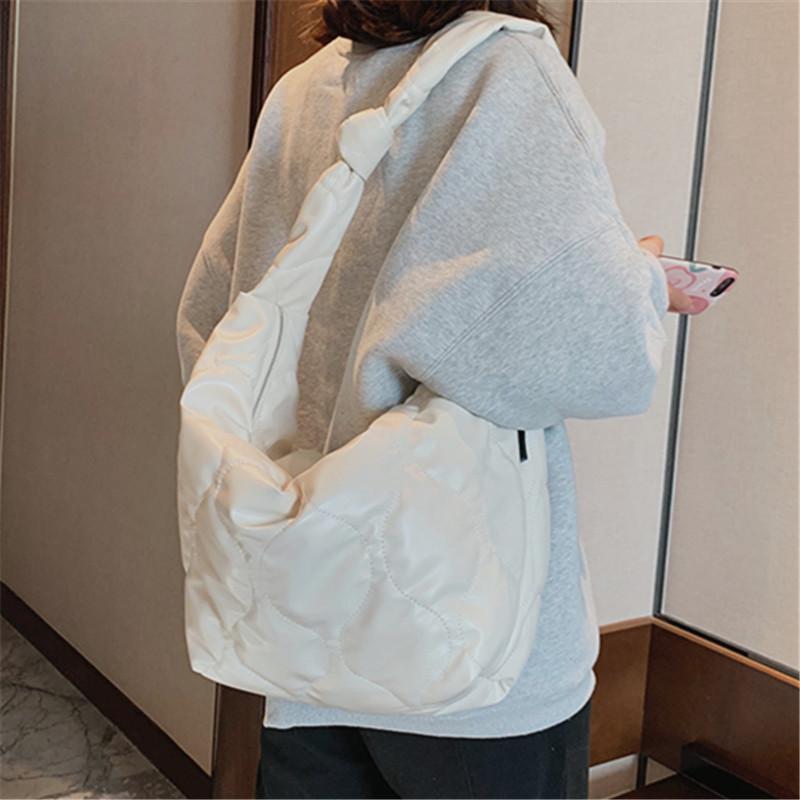 Women's Lightweight Space Cotton Hobo Bags Pure Color Large Capacity Shoulder Messenger Bag Shoppers Simple Casual Handbags Sac, Black
Women's Lightweight Space Cotton Hobo Bags Pure Color Large Capacity Shoulder Messenger Bag Shoppers Simple Casual Handbags Sac, Black