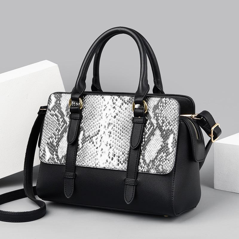 High Quality Purse Leather Luxury Handbags Women Shoulder Bags Designer Crossbody Bag for Women 2021 Bag Fashion Messenger, Black
High Quality Purse Leather Luxury Handbags Women Shoulder Bags Designer Crossbody Bag for Women 2021 Bag Fashion Messenger, Black