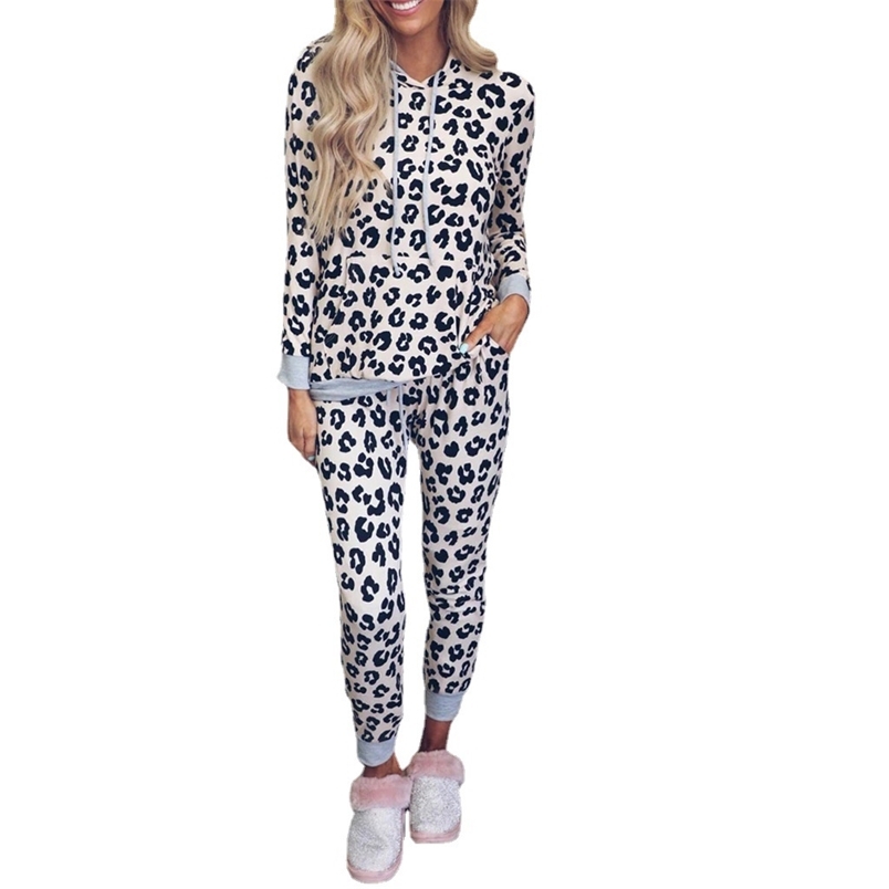 Hooded Leopard Printed Kangaroo Pocket Home Suit Woman Long Sleeve Drawstring Waist Pencil Pants Two Piece Set Pajamas for Women 210604, White
Hooded Leopard Printed Kangaroo Pocket Home Suit Woman Long Sleeve Drawstring Waist Pencil Pants Two Piece Set Pajamas for Women 210604, White
