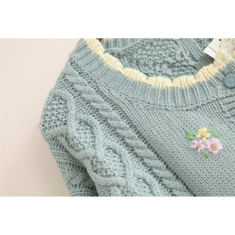 Mori Girl Sweet Floral Thick Warm Sweater Spring Autumn Women Knitted Cardigans Girl's Twist Crochet Knitted Sweater Coat 210218