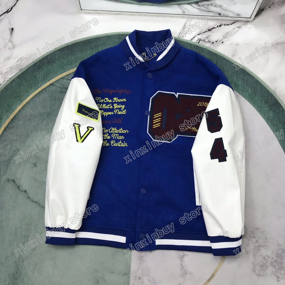 21ss Designers baseball Jackets Men Women Hooded Basketball Towel embroidery Jacquard fabric Man Paris Fashion Streetwear Sleeve leather luxurys, Blue
21ss Designers baseball Jackets Men Women Hooded Basketball Towel embroidery Jacquard fabric Man Paris Fashion Streetwear Sleeve leather luxurys, Blue
